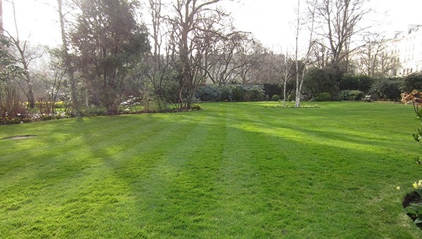 09KnightsbridgeGarden