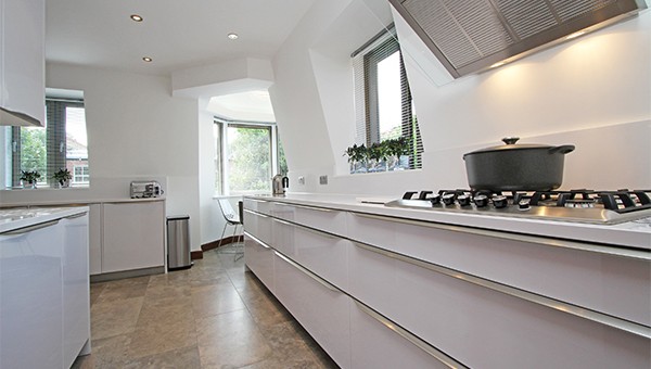 10TarnbrookCrtChelseaKitchen1