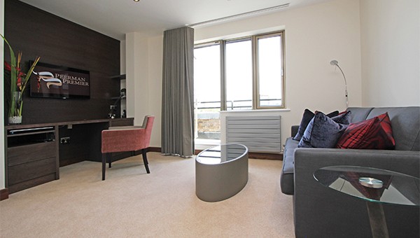 12TarnbrookCrtChelsea3rdBdrmStudy