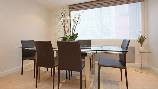 06DiningBelgravia55EburySt